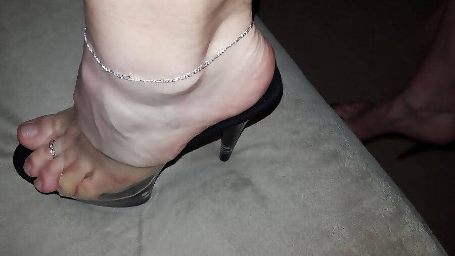 Pleaser Adore- ++ Feet ++ Anklets ++ Toe Ring
