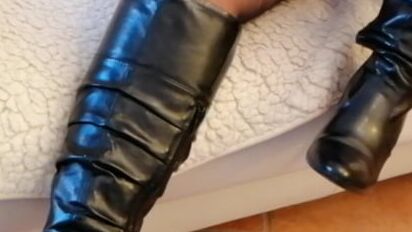 lick my boots