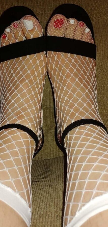 More of my sissy feet =)