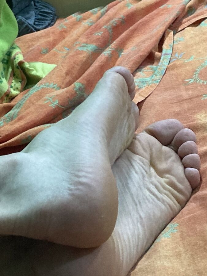 Twink Feet Follow my Twitter for exclusive content