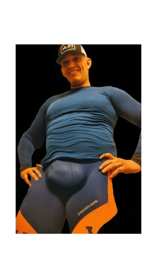 WHAT I WEAR TO MY COED CYCLING GROUP....BULGING SPANDEX!