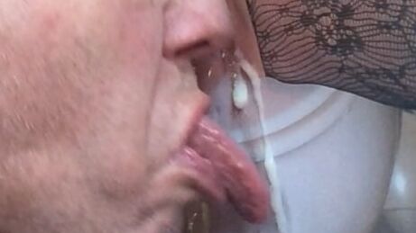 Licking up my cum with my big tongue
