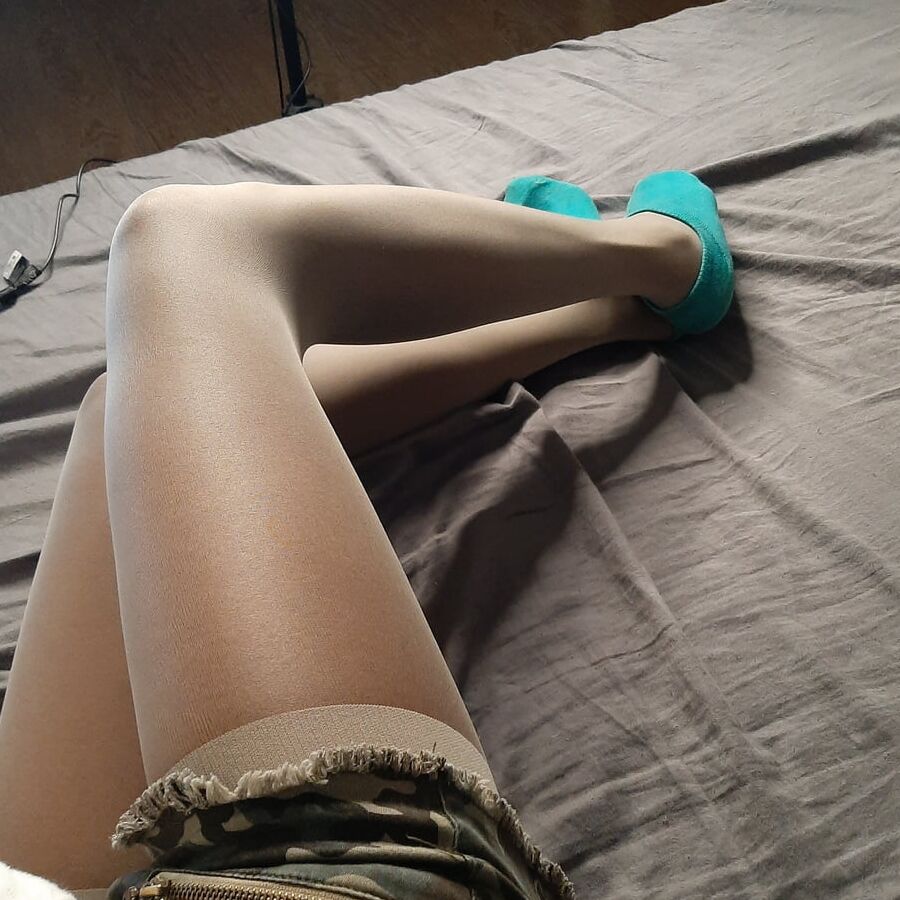 Me in Pantyhose