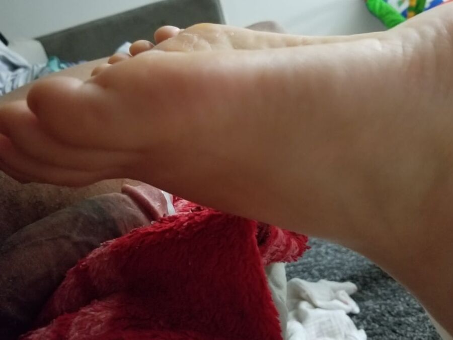 Cum on Feet (Sticky Soles)