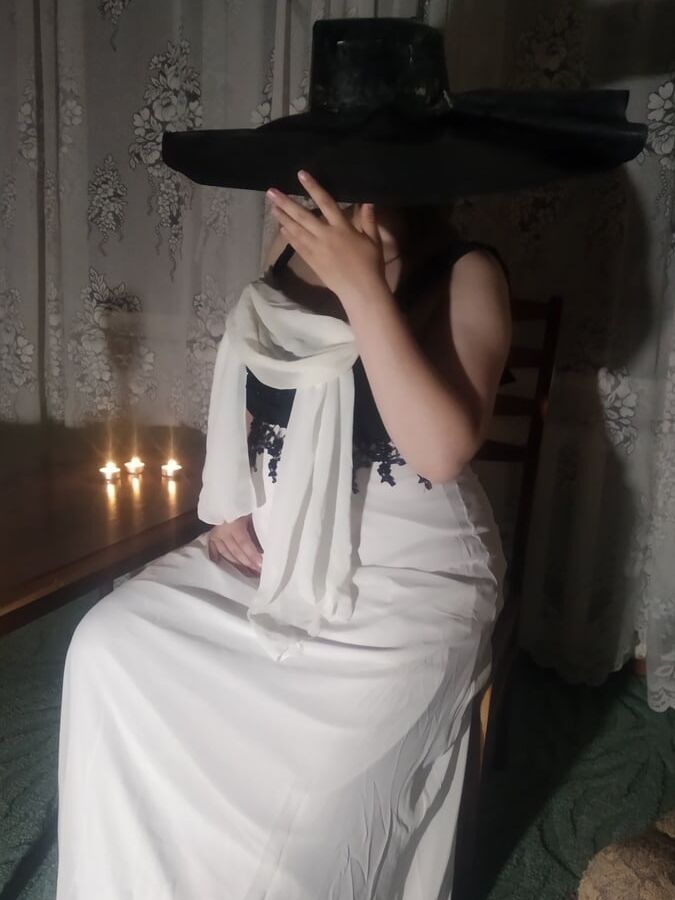 We tried to make a cosplay on Lady Dimitrescu