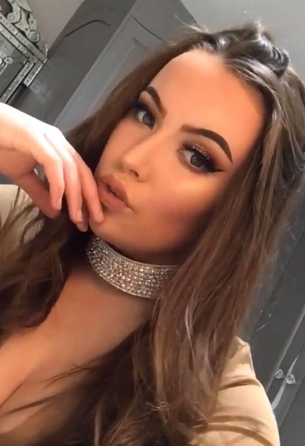 Sexy Babe: Ashleigh