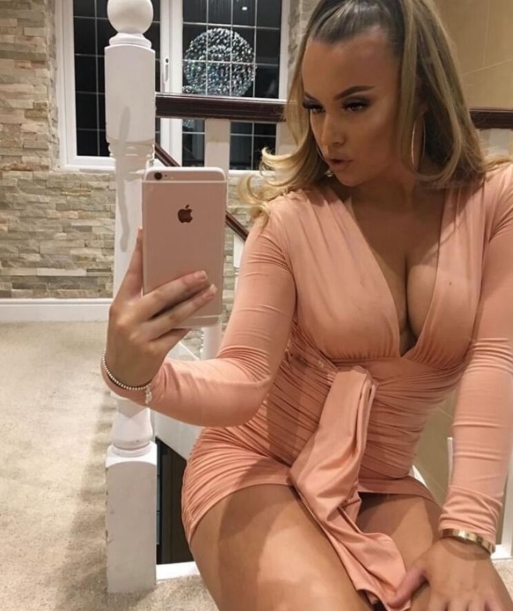 Sexy Babe: Ashleigh