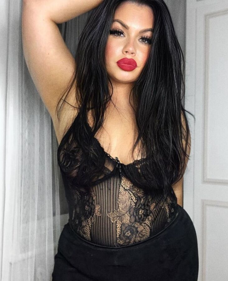 Sexy Half Cast Paki Loves BBC