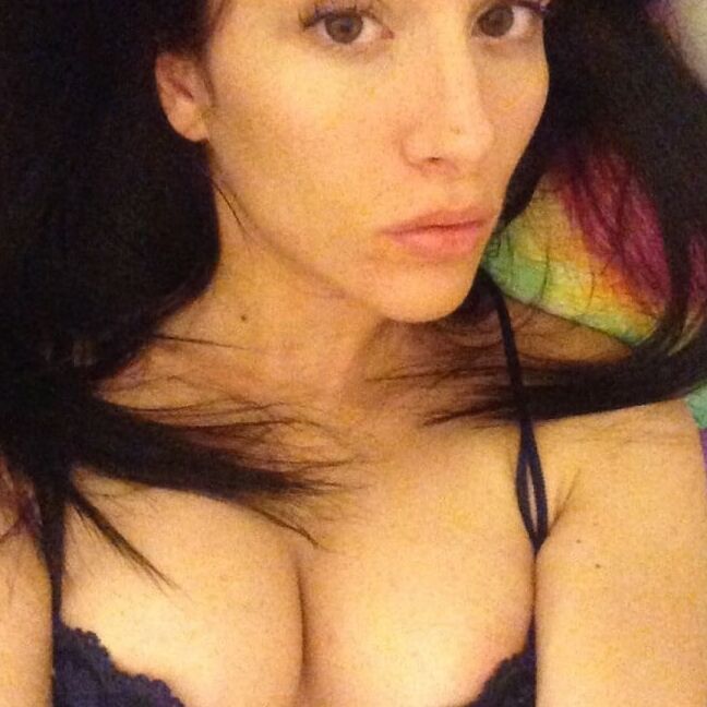 Sexy Cuban Babe