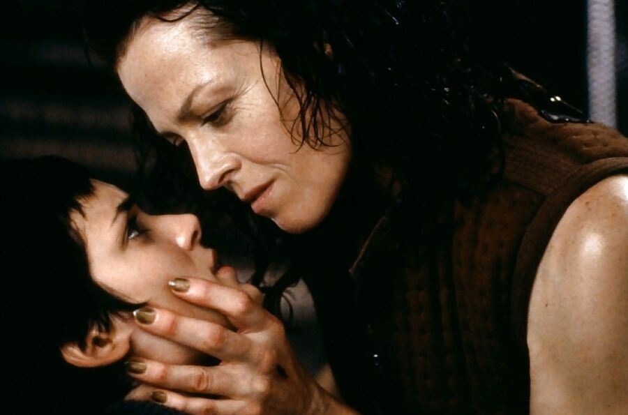 Sigourney Weaver