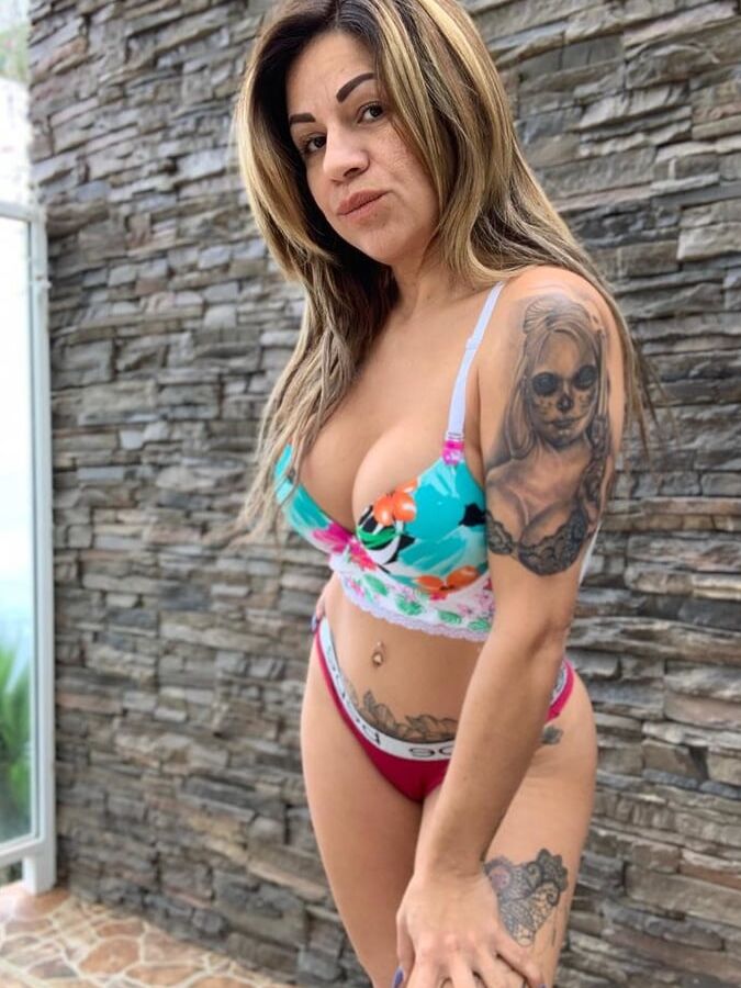 Sexy mommy