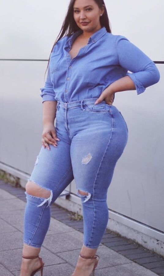 BBW DRESSED