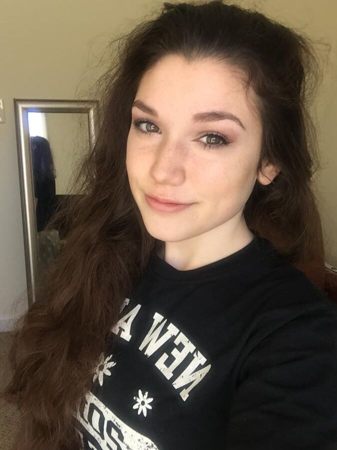 Amateur Brunette
