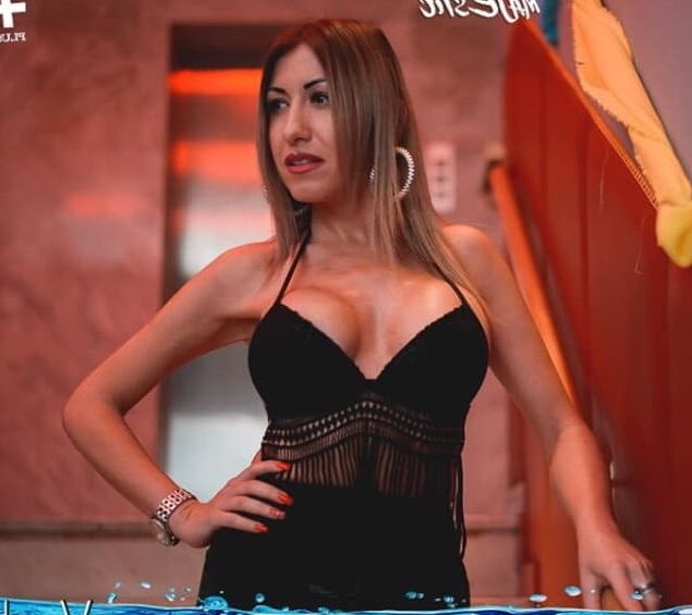 Kelly the Greek Slut Vol