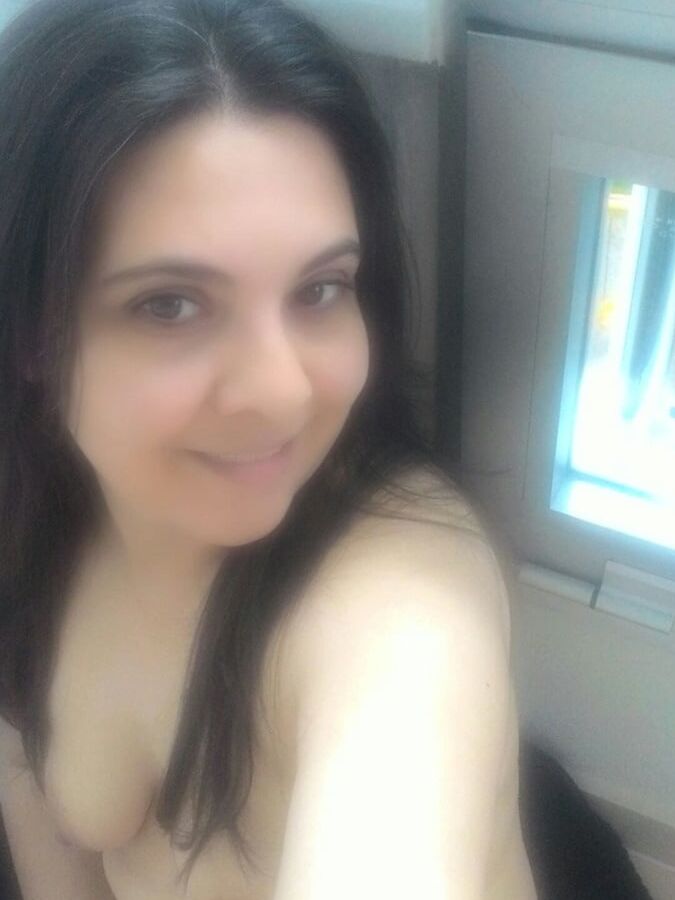 Me nude