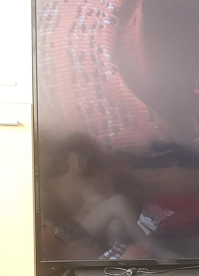 exhibitionist wife - home painting