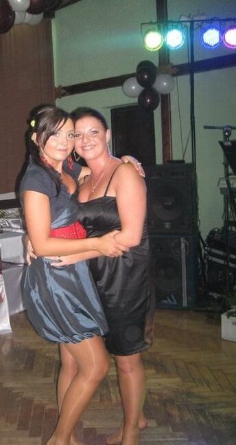 sexy females in tights pantyhose nylons