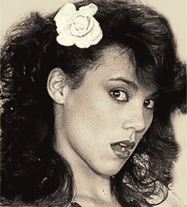 Gina Valentino