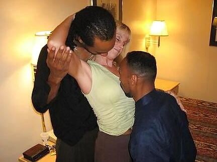 MILFs HAVING FUN