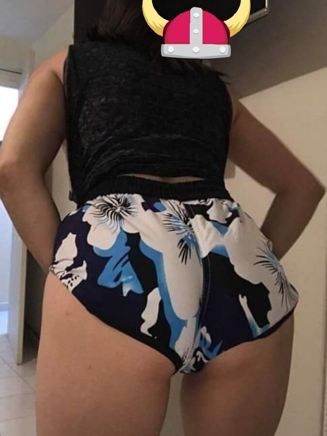Milfs nudes