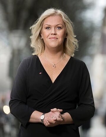 Lena Hallengren
