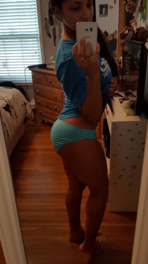 Amateur Brunette