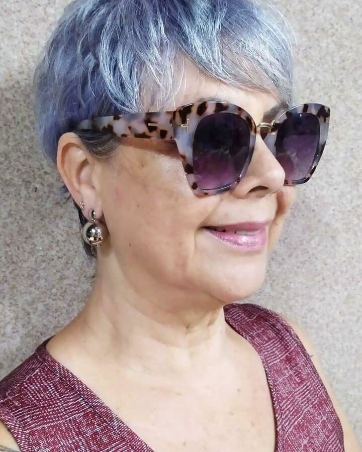 Your favorite gilf came back