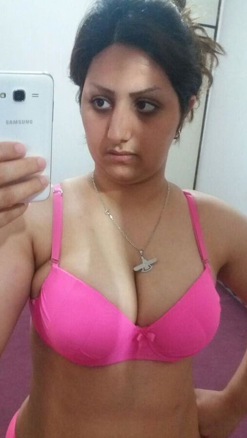 Chubby MILF Nude