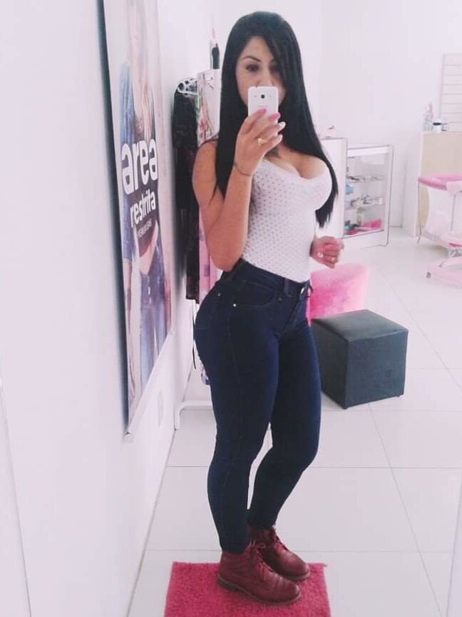 RAQUEL MADURA MAGRINHA GOSTOSA