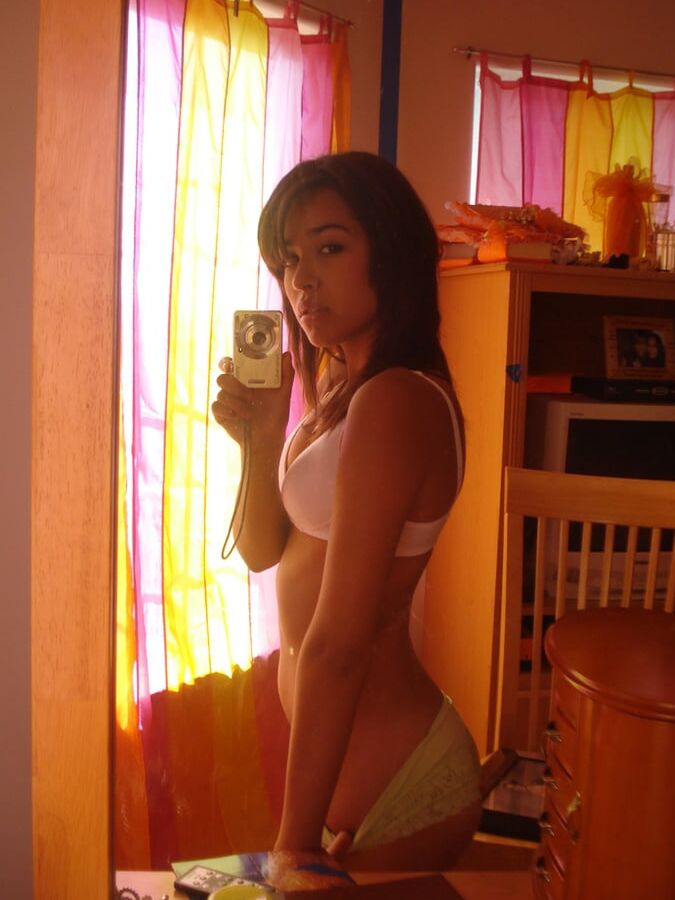 Amateur Brunette
