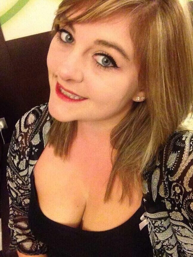 Sexy British babe