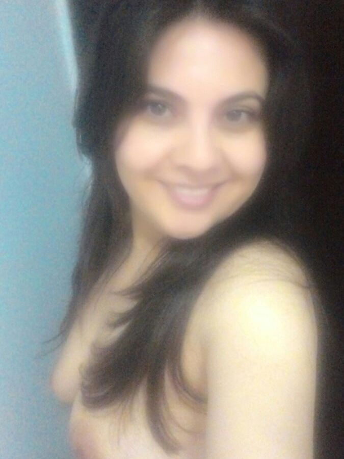 Me nude