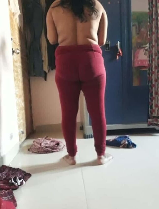 Desi chubby babe