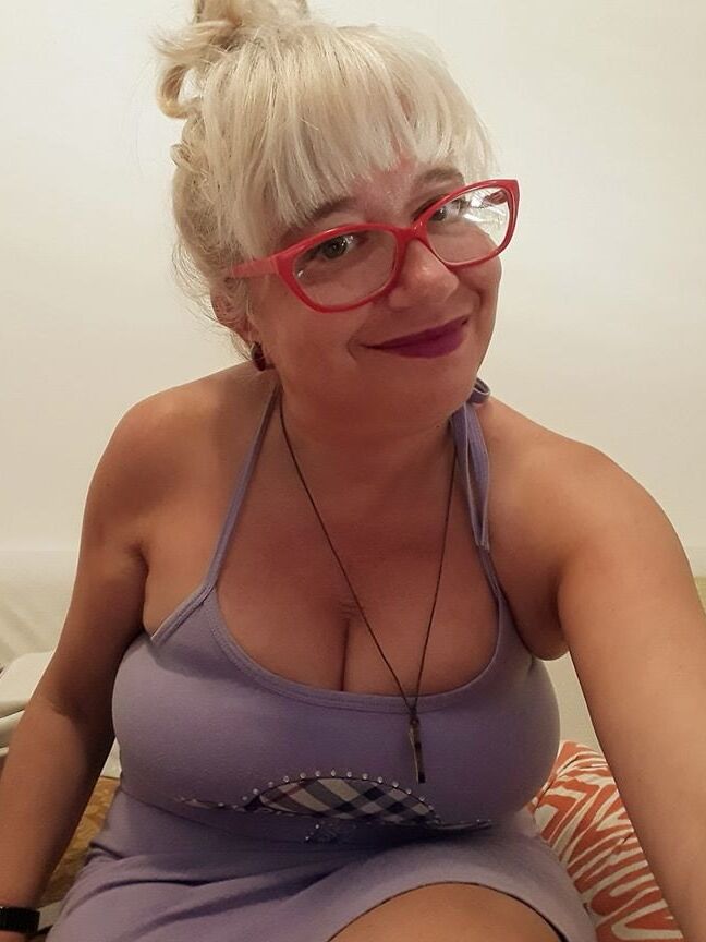 Chubby granny