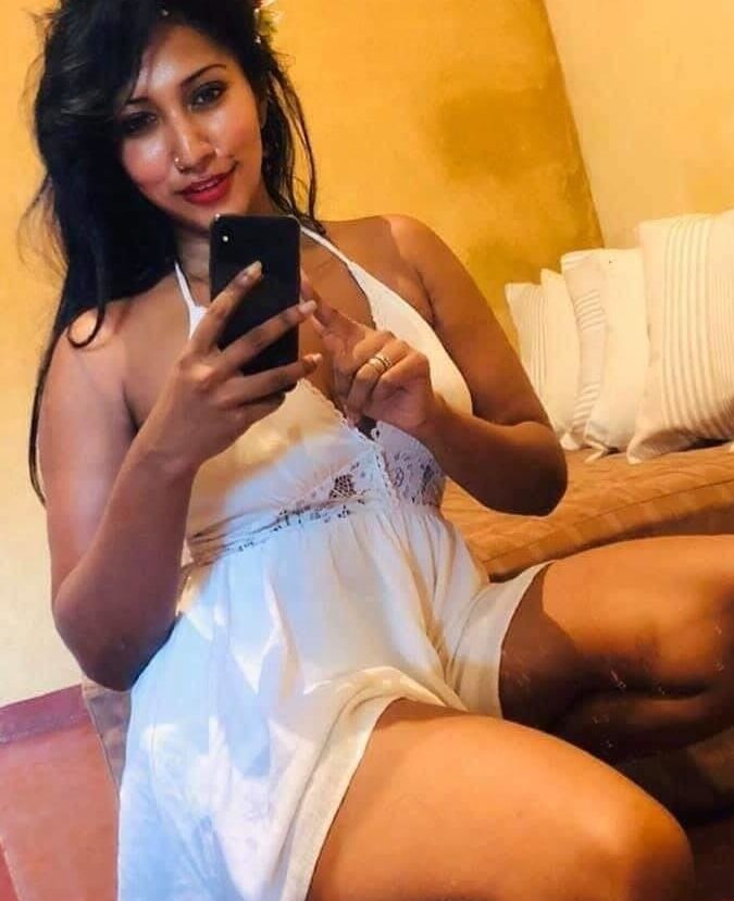 Indian sexy desi model