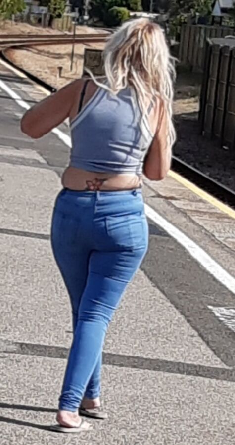 Random sluts out and about