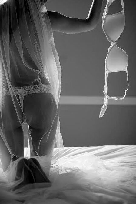 Ass B&amp;W Art