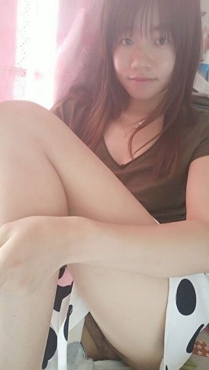 My friend spread legs for my husband