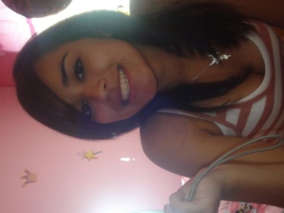 Amateur Brunette