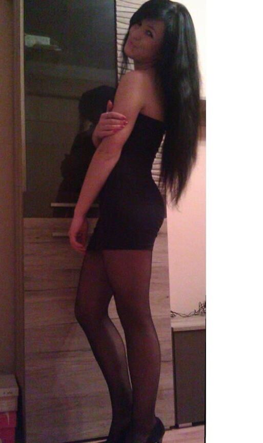 sexy females in tights pantyhose nylons