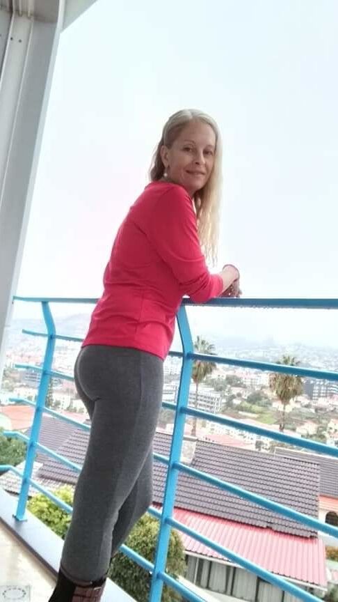 Tuga milf