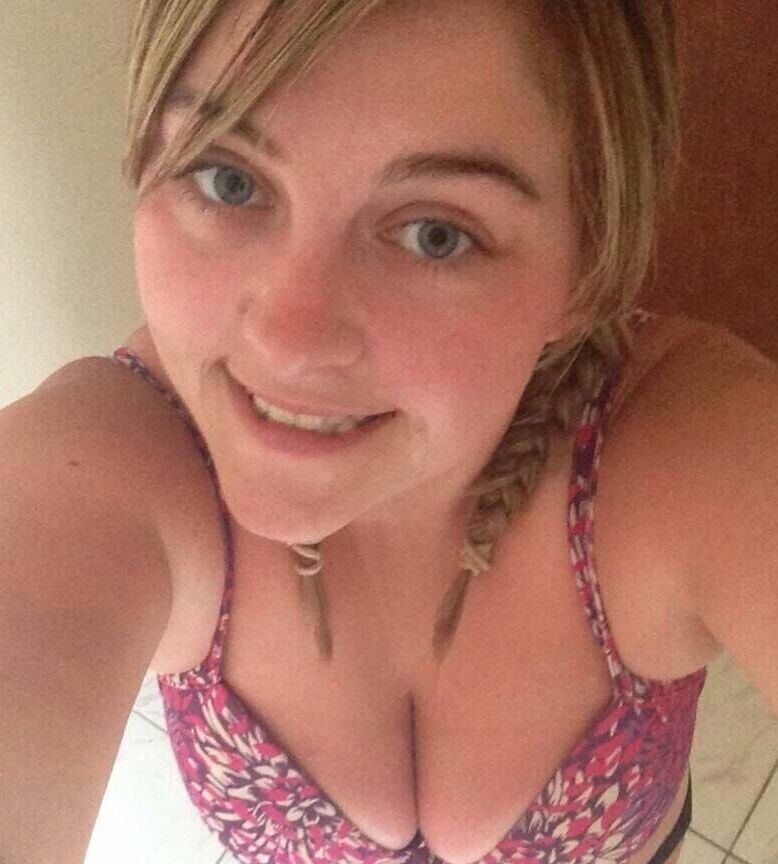 Sexy British babe
