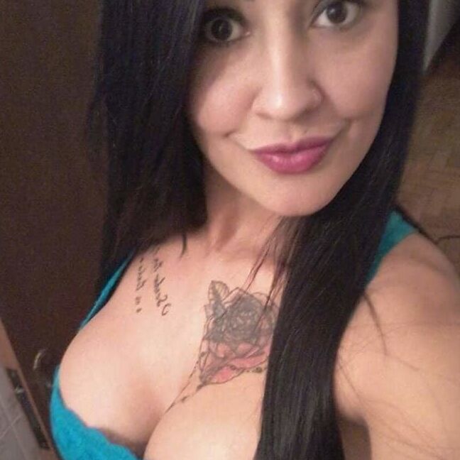 RAQUEL MADURA MAGRINHA GOSTOSA