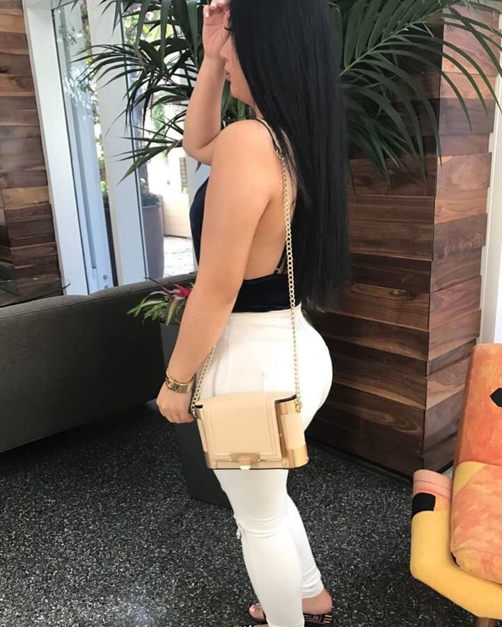 THICK FAT ASS ASIAN SLUT!
