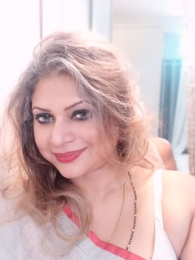 Sexy Indian moms
