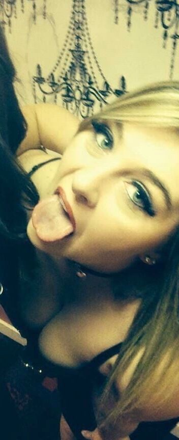 Sexy British babe