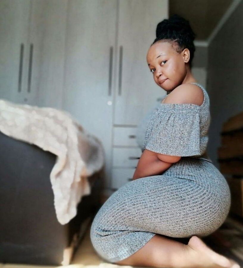 Ebony QUEENS! -