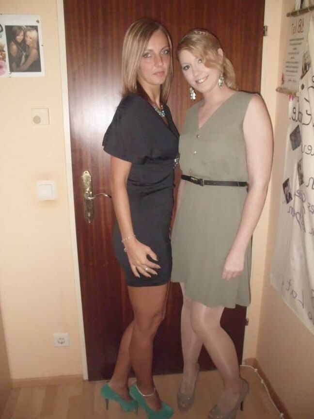 sexy females in tights pantyhose nylons