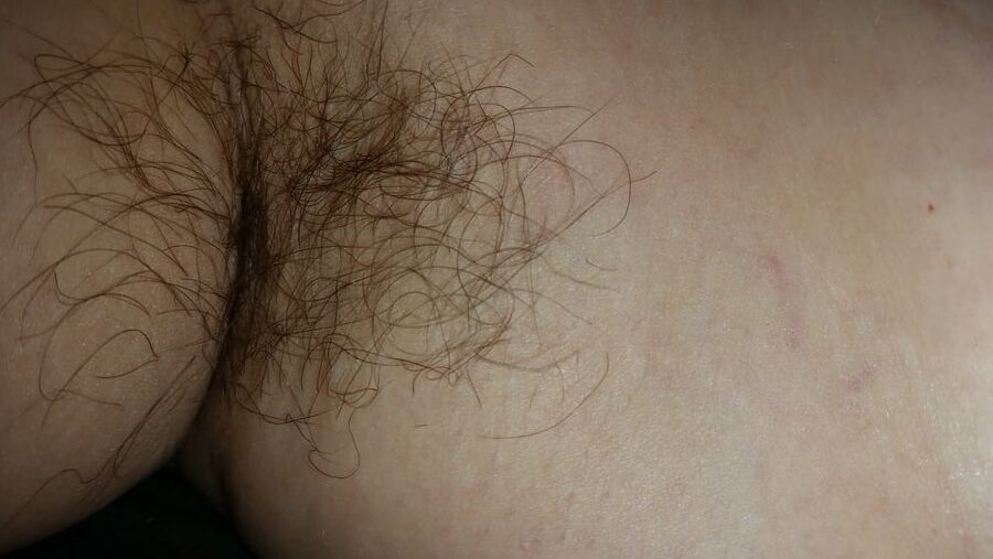 hairy armpits