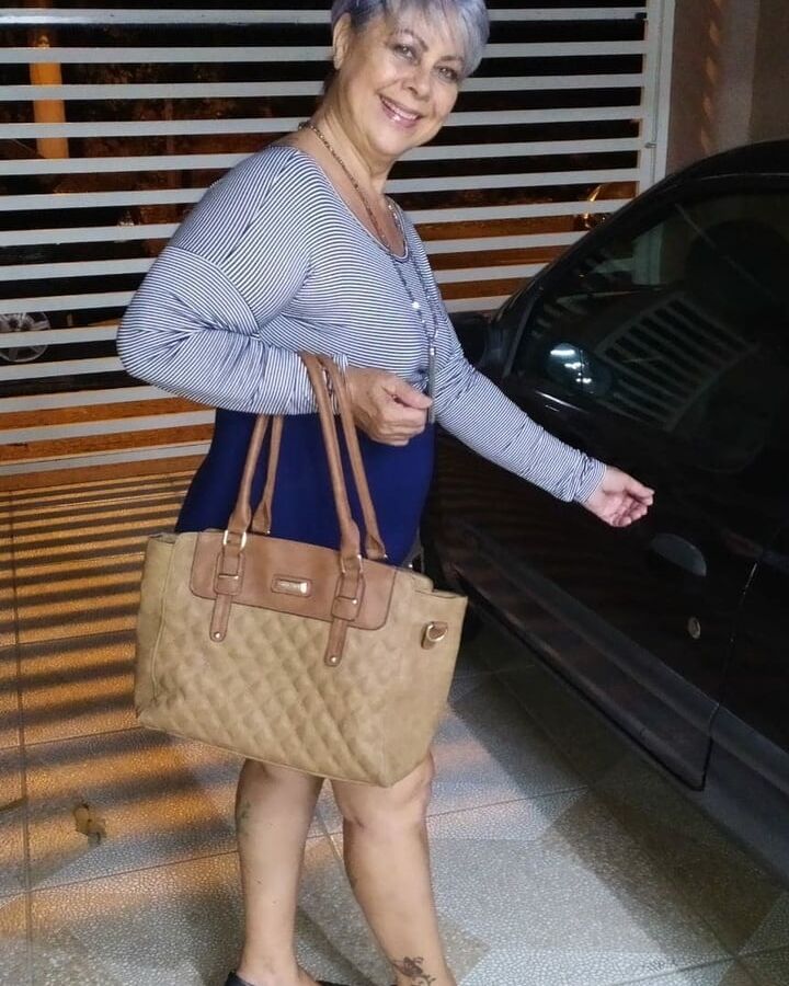Your favorite gilf came back